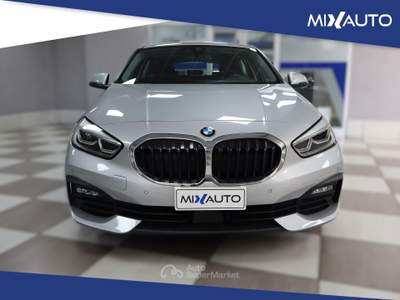BMW Serie 1 118d d Sport AUT EU6 Grigio usata Latina
