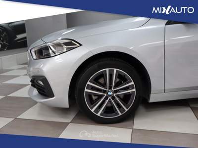 BMW Serie 1 118d d Sport AUT EU6 Grigio usata Latina