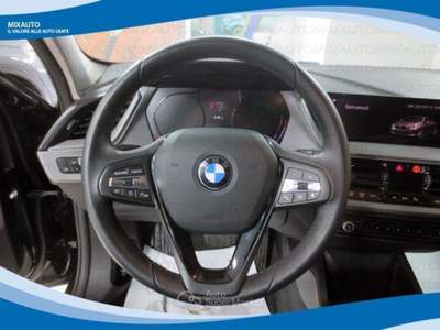 BMW Serie 1 135i d 5 Porte Advantage AUT EU6 Nero usata Latina