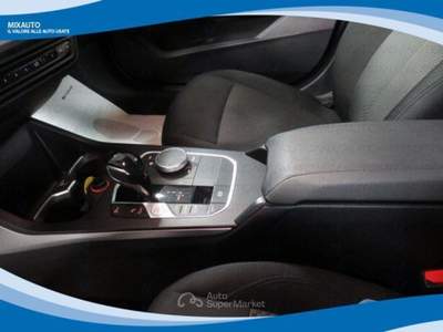 BMW Serie 1 135i d 5 Porte Advantage AUT EU6 Nero usata Latina