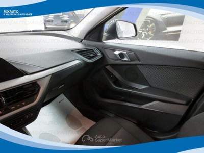 BMW Serie 1 135i d 5 Porte Advantage AUT EU6 Nero usata Latina