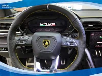 Lamborghini Urus 4.0 V8 650cv AWD AUT Nero usata Latina