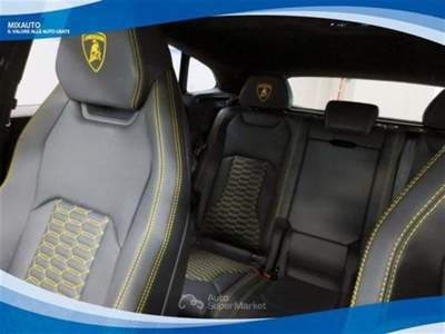 Lamborghini Urus 4.0 V8 650cv AWD AUT Nero usata Latina