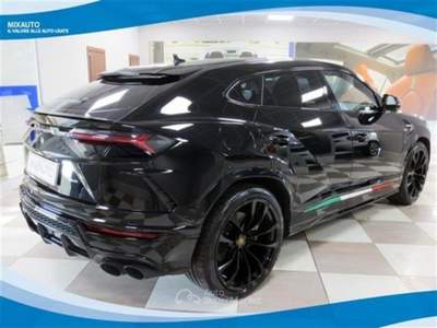 Lamborghini Urus 4.0 V8 650cv AWD AUT Nero usata Latina