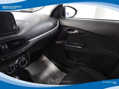 Fiat Tipo Station Wagon 1.6 Multijet 120cv Lounge DDCT EU6 Nero usata Latina