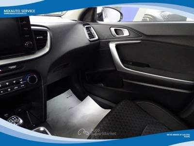 Kia Ceed 1.0 T-GDI 120cv 5 Porte Drive EU6 Bianco usata Latina