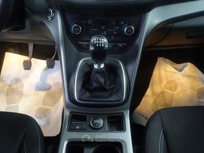Ford Kuga 1.5 EcoBoost 120cv 2WD Trend EU6 Nero usata Latina