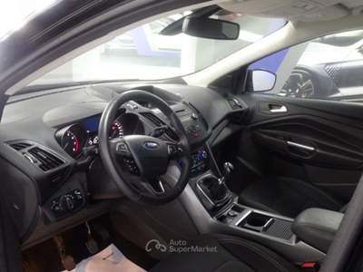 Ford Kuga 1.5 EcoBoost 120cv 2WD Trend EU6 Nero usata Latina