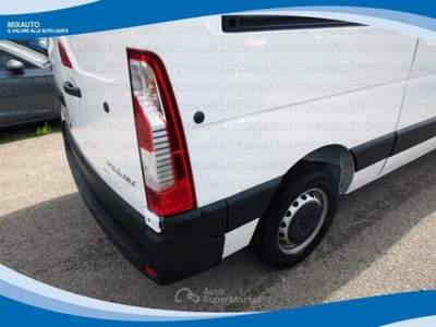 Renault Master T35 2.3 DCI 135cv L2H2 Ice EU6 Bianco usata Latina