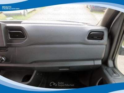 Renault Master T35 2.3 DCI 135cv L2H2 Ice EU6 Bianco usata Latina