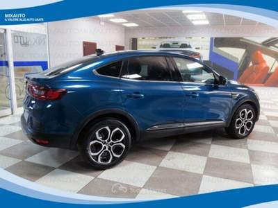 Renault Arkana 1.6 eTech Full Hybrid 145cv Intens AUT EU6 Blu/Azzurro usata Latina