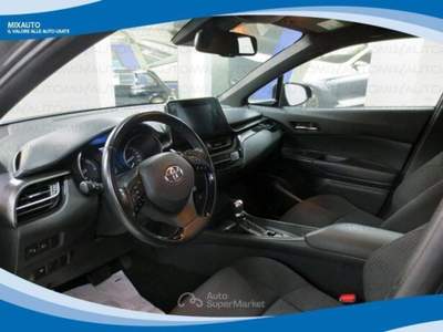 Toyota C-HR 1.8 Hybrid E-CVT Active EU6 Grigio usata Latina