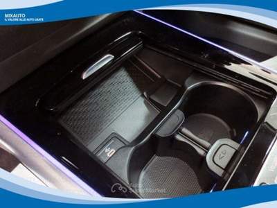 Mercedes-Benz GLA D Automatic AMG Line Premium EU6 KM Ø Bianco usata Latina