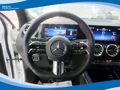 Mercedes-Benz GLA D Automatic AMG Line Premium EU6 KM Ø Bianco usata Latina
