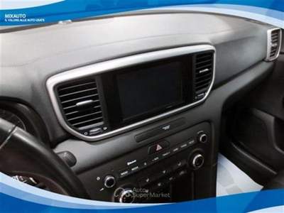 Kia Sportage 1.6 CRDI MHEV 136cv 2WD Concept EU6 Bianco usata Latina