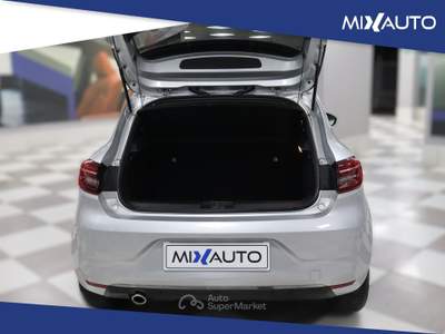 Renault Clio 1.0 TCe 90cv Techno EU6D-Isc Argento usata Latina