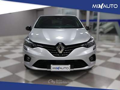 Renault Clio 1.0 TCe 90cv Techno EU6D-Isc Argento usata Latina