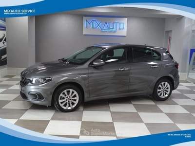 Fiat Tipo 1.6 Multijet 120cv Lounge DCT EU6 Grigio usata Latina