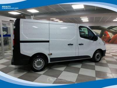 Renault Trafic T29 2.0 DCI 120cv L1H1 Ice EU6 Bianco usata Latina