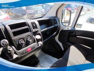 Citroen Jumper 33 L2H2 2.2 BlueHDI 120cv EU6D-Isc Bianco usata Latina