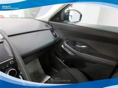 Jaguar E-Pace 2.0 D150 AWD AUT EU6 Bianco usata Latina
