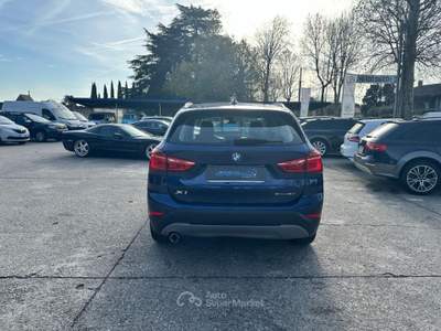 BMW Serie 1 116d PARI AL NUOVO sDrive16d Business Blu/Azzurro usata Spresiano