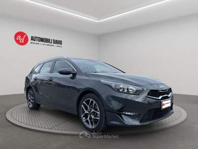 Kia Cee'd 1.6 CRDi 136 CV MHEV DCT SW Business Grigio usata Maniago