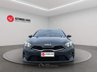 Kia Cee'd 1.6 CRDi 136 CV MHEV DCT SW Business Grigio usata Maniago