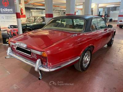 Jaguar XJ C usata Roma