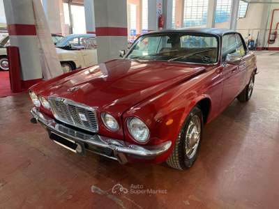 Jaguar XJ C usata Roma