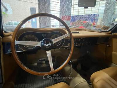 Lancia Flaminia  usata Roma