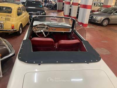 Lancia Flavia  usata Roma