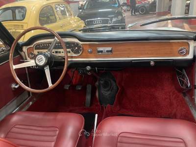 Lancia Flavia  usata Roma