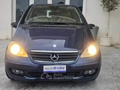 Mercedes-Benz Classe A 180 cdi Elegance Blu/Azzurro usata Vittoria