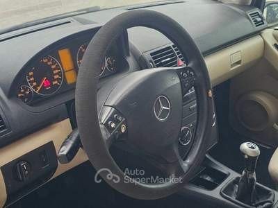 Mercedes-Benz Classe A 180 cdi Elegance Blu/Azzurro usata Vittoria