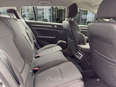 Renault Mégane 1.5 blue dci Equilibre 115cv edc Con CARPLAY Bianco usata Latina