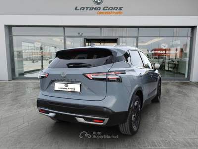 Nissan Qashqai 1.3 mhev N-Connecta 140cv Con TELECAMERA A 360° Grigio usata Latina