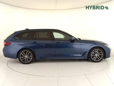 BMW Serie 5 520d 520d touring mhev 48v xdrive msport auto Blu/Azzurro usata Bari
