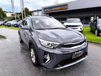 Kia Stonic 1.0 T-GDi 100 CV MHEV MT Urban Bianco usata Milazzo