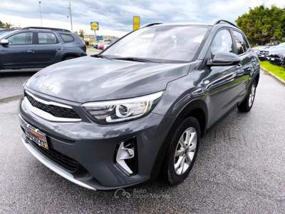 Kia Stonic 1.0 T-GDi 100 CV MHEV MT Urban Bianco usata Milazzo