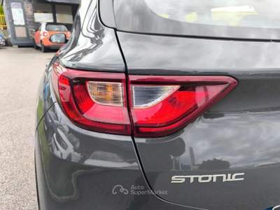 Kia Stonic 1.0 T-GDi 100 CV MHEV MT Urban Bianco usata Milazzo