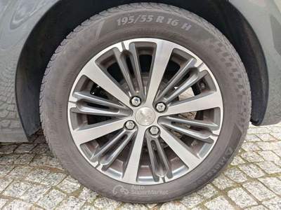 Peugeot 208 Allure 1.2 PureTech 82 Grigio usata Novara