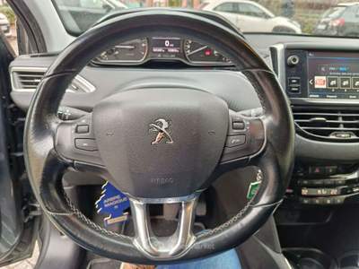 Peugeot 208 Allure 1.2 PureTech 82 Grigio usata Novara