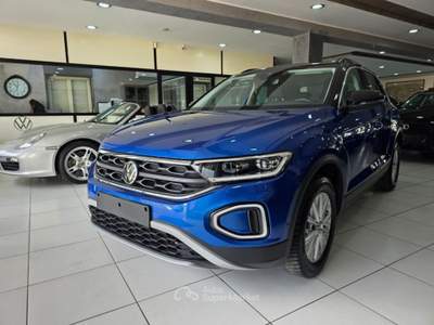 Volkswagen T-Roc NEW 2.0 TDI 115CV Bi Color Life Navi  Virtual Cock Blu/Azzurro usata Mirabella Imbaccari