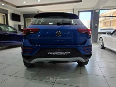 Volkswagen T-Roc NEW 2.0 TDI 115CV Bi Color Life Navi  Virtual Cock Blu/Azzurro usata Mirabella Imbaccari