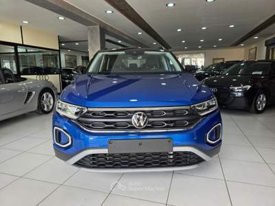 Volkswagen T-Roc NEW 2.0 TDI 115CV Bi Color Life Navi  Virtual Cock Blu/Azzurro usata Mirabella Imbaccari