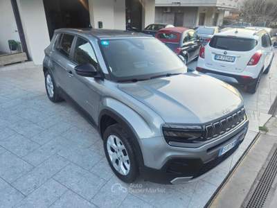 Jeep Avenger Altitude 2024_27.000 km_Garanzia 3 Anni Grigio usata Cappelle sul Tavo