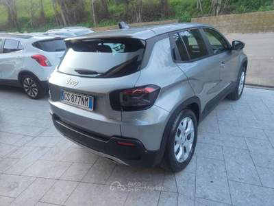 Jeep Avenger Altitude 2024_27.000 km_Garanzia 3 Anni Grigio usata Cappelle sul Tavo