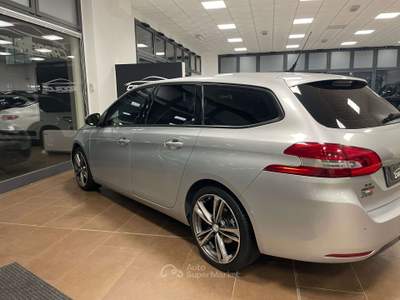 Peugeot 308 308 II  SW SW 1.6 bluehdi Active s Argento usata SASSUOLO