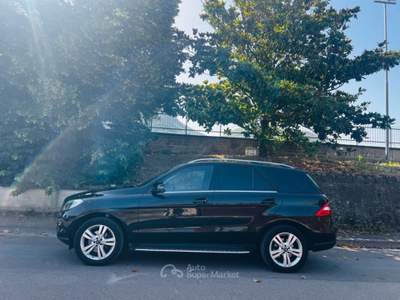 Mercedes-Benz Classe M Vendo Mercedes ML - 145.000 originali Nero usata Salerno